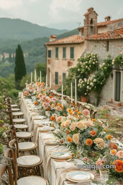 Wedding Dress Fairytale, Fairytale Wedding Dress, French Country Wedding, Wedding Dress Romantic, Wedding Dresses Ideas, Tuscany Style, Romantic Wedding Dress, Vintage Photo Booths, Unique Wedding Dresses