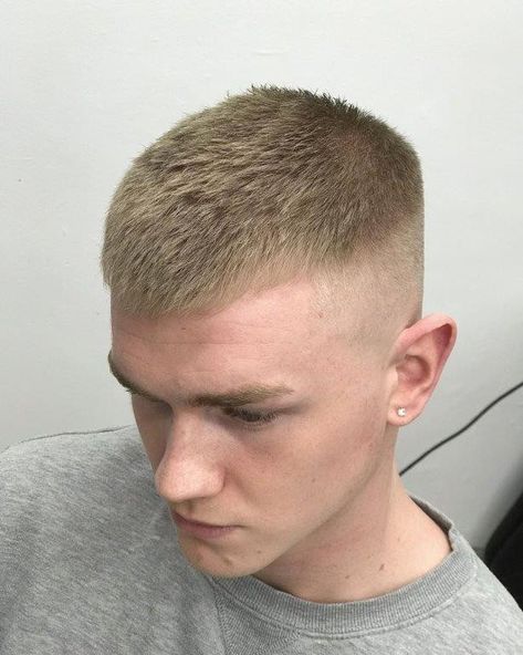 Grown Out Buzzcut, Buzzcut Hair, Very Short Hair Men, Buzz Haircut, High And Tight Haircut, Fun Hairstyles, Buzz Cut Hairstyles, Cut Hairstyles, Hair Techniques