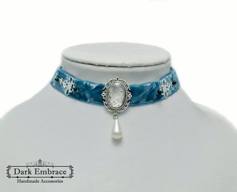 I love the color blue too Victorian Choker, Fairy Tale Jewelry, Victorian Accessories, Grunge Accessories, Blue Choker, The Color Blue, Gothic Chokers, Blue Accessories, Gothic Accessories