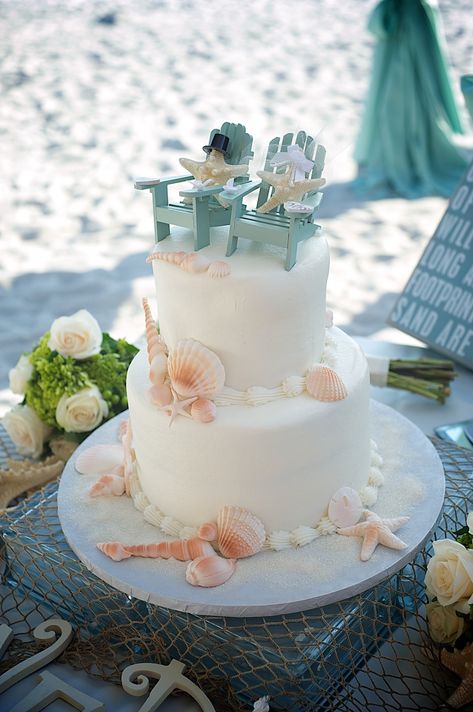 2 Tier Wedding Cake Beach Theme, Small Beach Wedding Cake, Beach Wedding Cake Table, Beachy Wedding Cake, Simple Beach Wedding Cake, Beach Theme Wedding Centerpieces, Beach Wedding Cakes Simple, Beach Themed Wedding Cakes, Beach Wedding Cake Ideas