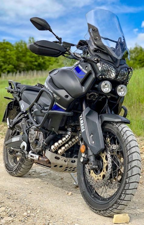 Bmw Adventure Bike, Two Door Jeep Wrangler, Adventure Bike Motorcycles, R1250gs Adventure, Tourer Motorcycles, Motorcycle Adventure, Electric Bike Kits, Touring Motorcycles, Honda Africa Twin