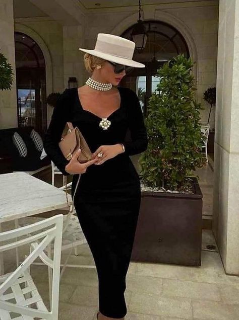 Big Hat Outfit Classy, Black Homecoming Dresses, Derby Outfits, Elegant Outfit Classy, Black Homecoming Dress, Black Dress Outfits, Outfits With Hats, Looks Chic, Classy Women