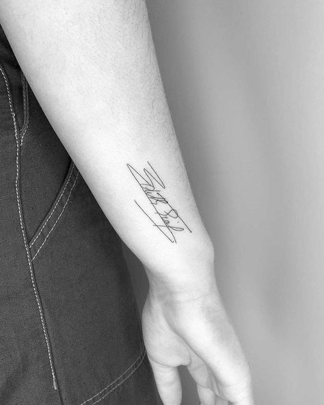 Signature Tattoo, Tattoo On Wrist, Tattoo Dotwork, Small Quote Tattoos, Full Arm Tattoos, Forearm Tattoo Women, Classy Tattoos, Dream Tattoos, Hip Tattoo