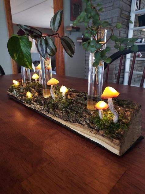 Cute Cottage Interior, Moon Lamp Diy, Moss Centerpieces, Crystal Bedroom, Mushroom Light, Room Box Miniatures, Mushroom Crafts, Moss Decor, Mushroom Lights