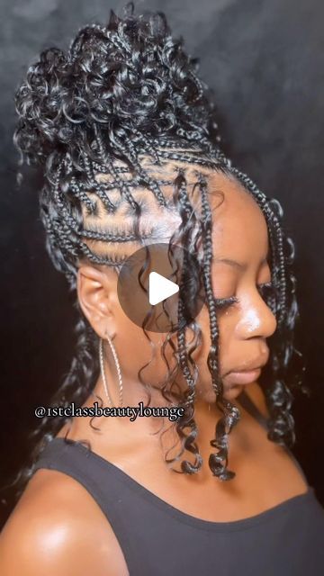 📍CHARLOTTE, NC HAIR STYLIST ||Braids ▪︎Weaves ▪︎Kid-Friendly || on Instagram: "I absolutely enjoyed this one😍😍😍   🌹Luxury Boho Bob + Fulani flip over  #charlottehairstylist#charlottebraiders#cltknotlessbraids#704braider#southcarolinabraider#highpointbraider#charlottebraider#reels#explore#cltbraids#greensborohairstylist#gastoniabraider#charlottehair#undiscoveredbraiders#cltmua#charlottemakeupartist#protextivehairstyles#viralvideos#ncbraids#ncbraider#voiceofhair#concordncbraider#harrisburgncbraider#ncmua#cltnails#charlottebraids" Flip Over Braids Hairstyles, Boho Fulani Braids Flip Over Short, Fulani Braids Bob With Curls, Fulani Bob Braids Hairstyles, Flip Over Fulani Braids Short, Short Flip Over Fulani Braids, Boho Flip Over Fulani Braids Bob, Flip Over Fulani Braids Bob, Fulani Braids With Two Front Braids