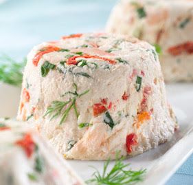 Scrumpdillyicious: Salmon Mousse with Dill Salmon Mousse Recipes, Shrimp Butter, Salmon Mousse, Home Comfort, Mousse Recipes, Fish Dishes, Seafood Dishes, Appetizers For Party, Salmon Recipes