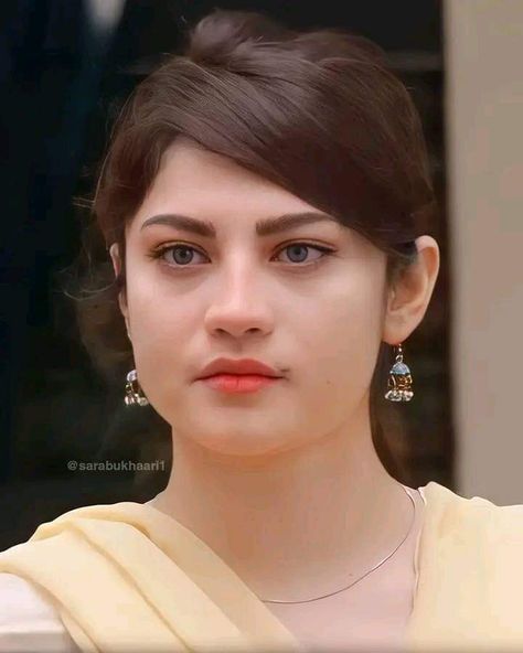 Nelum Muneer, Neelum Munir, Neelam Munir, Aarti Singh, Neelam Muneer, Hd Face, Cute Love Cartoons, Bridal Lehengas, Pakistani Actress