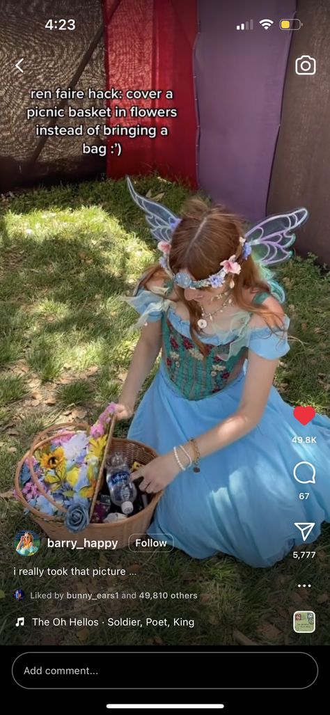 Fairy Petal Skirt Diy, Ren Faire Essentials, Ren Faire Basket, Ren Fair Costume Diy, Garden Fairy Ren Faire, Ren Faire Trinket Trading Ideas, Ren Faire Trinkets, Ren Faire Fairy Costume, Ren Faire Outfits Fairy