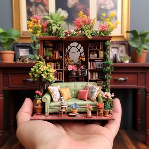 Miniature Room Boxes, Miniature Living Room, Room Box Miniatures, Bookshelf Art, Mini Doll House, Doll House Crafts, Pinterest Diy Crafts, Dollhouse Miniatures Diy, Miniature Projects