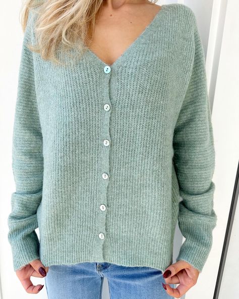 Indulge in the cozy comfort and beautiful style of our Martha Mint Cardigan. Made with the best quality knit and in a stunning dark mint color, this cardigan is the perfect addition to your wardrobe!✨ Mint Cardigan, Beautiful Style, Mint Color, Comforters Cozy, Mint, Wardrobe, Knitting, Color