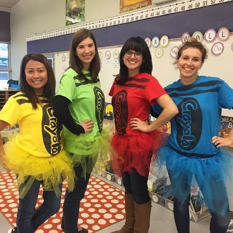 Get your teacher friends together and get your group costumes on this year for Halloween! Here are some ideas to help inspire your creativity. Crayola Costume, Work Costumes, Vocabulary Parade, Book Parade, Crayon Costume, Halloween Costumes For Family, Teacher Halloween Costumes, Character Dress Up, Bored Teachers