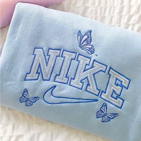 Sweaters | Nike Crewneck | Poshmark Trendy Sweatshirts Cricut, Cute Nike Crewnecks, Cute Nike Embroidery Sweatshirt, Cute Aesthetic Sweaters, Custom Nike Sweatshirts, Golden Retriever Sweatshirt, Nike Embroidered Crewneck, Preppy Online Stores, Cute Nike Clothes