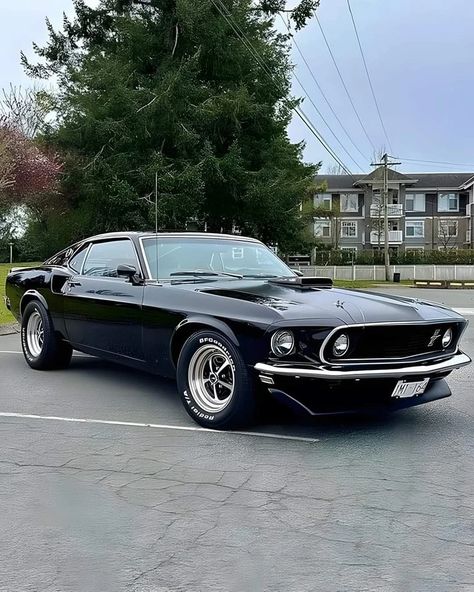 Legendary 1969 Mustang Mach 1 1969 Mustang Mach 1, Mustang 1964, 1969 Mustang, Black Mustang, Muscle Cars Mustang, Vintage Mustang, Dream Car Garage, Cool Old Cars, Dream Vehicles