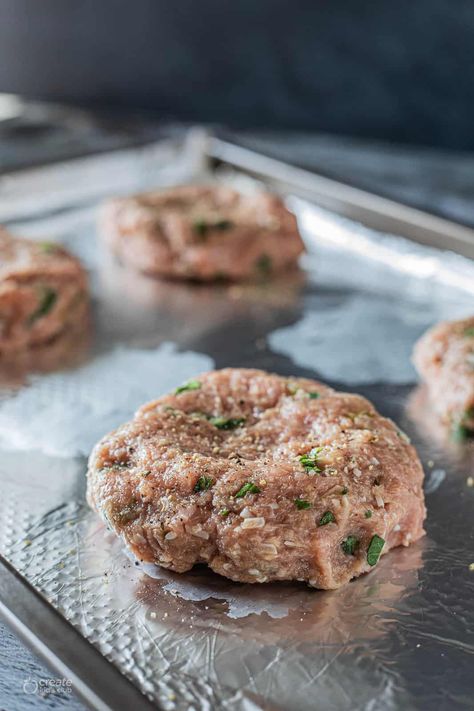 Ground Turkey Burgers Oven, Turkey Burger Bites, Home Made Turkey Burgers Recipes, Turkey Burger In Oven, Baked Turkey Burgers Oven, Sheet Pan Turkey Burgers, Easy Turkey Burger Recipes, Homemade Turkey Burgers Patties, Turkey Burger Recipes Oven