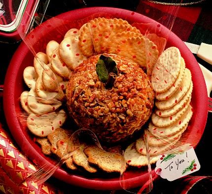 Apple Cheese Ball Apple Cheese Ball, Apple Cheese, Cheddar Cheese Ball, Apple Cheddar, Recipe Organizer, Cheese Ball Recipe, Apples And Cheese, Cheese Ball Recipes, Cinnamon Apple