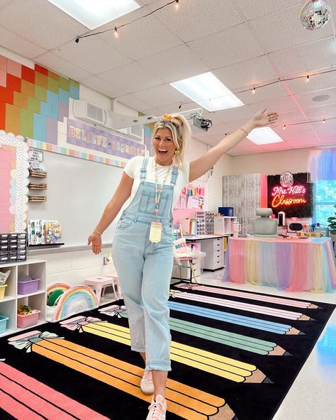 New school year, new rug! @skylarhill3 is bringing all the pastel vibes to her classroom with our adorable pencil bow rug! 😍💖 #classroomdecor #classroomrug #classroomcarpet #teacherrug #pastelclassroom #newclassroomdecor #teacherdecor #classroomsetup #teachersfollowteachers #teachertribe Art Storage Classroom, Primary School Classroom Design, Elementary School Teacher Aesthetic Classroom, Teacher Vibes, Teacher Ideas For Classroom, Pastel Teacher Classroom, Primary School Teacher Aesthetic, Pastel Kindergarten Classroom, Teacher Room Ideas Elementary