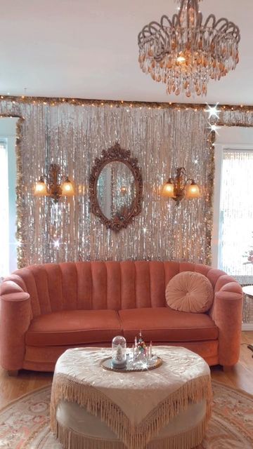 Tinsel Chandelier Diy, Tinsel Ceiling, Apartment Christmas Party, Lights In Fireplace, Restaurant Christmas Decor Ideas, Elegant House Party, Tall Ceiling Living Room Decor, Apartment Party Ideas, Dance Floor Ceiling Decor