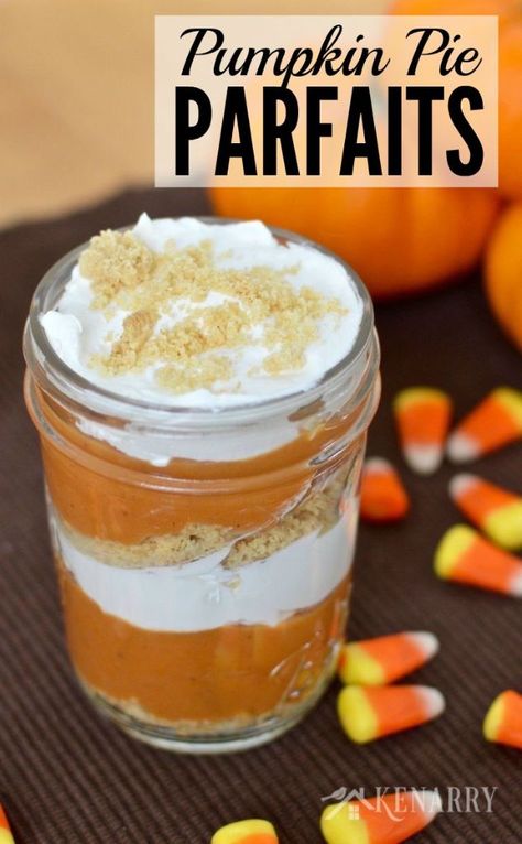 Made with pudding, pumpkin, whipped cream and cookies, Pumpkin Pie Parfaits are a special fall dessert recipe idea for Thanksgiving or a dinner party. Fall Dessert Recipes Easy, Jar Recipes, Pumpkin Pudding, Parfait Recipes, Fall Desserts Easy, Brownie Desserts, Fall Dessert Recipes, Fall Dessert, Pumpkin Dessert