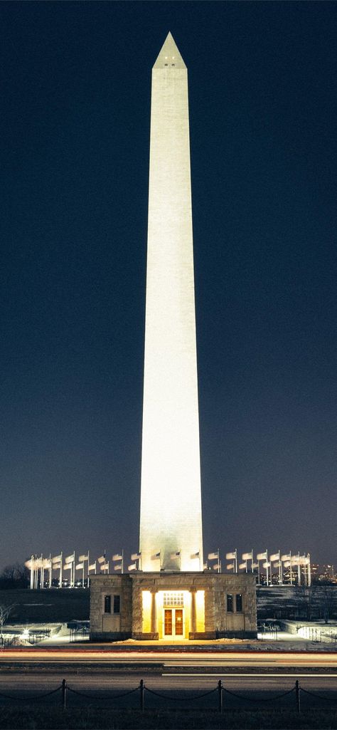 washington dc #washingtondc Dc Monuments, Over 40 Hairstyles, Most Beautiful Wallpaper, Washington Monument, Architecture Fashion, Railing, Beautiful Wallpapers, Iphone Background, Travel Pictures