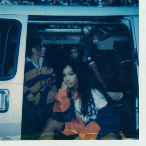 Dais 💔 on Instagram: “@sza 💝” Sza Singer, Polaroid Pictures, Picture Collage Wall, Photo Diary, Picture Collage, How To Pose, Blue Aesthetic, Black Is Beautiful, Black Aesthetic