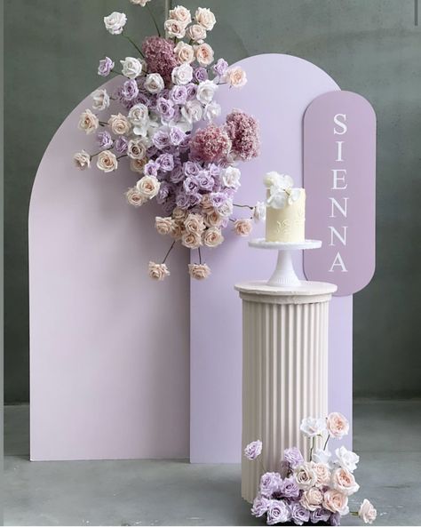 Party Entry Ideas, Simple Party Backdrop, Lilac Party, Party Decor Backdrop, Gender Reveal Party Ideas, Reveal Party Ideas, Idee Babyshower, Wedding Backdrop Design, Wedding Backdrop Decorations