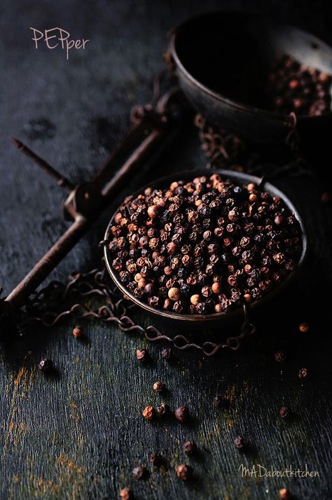 PEPper!! #pepper #spices #blackpepper #kaalumenasu #menasu #wholespices #masala #closeup #nikon105micro #foodphotography #foodstyling #foodie #madaboutkitchen #toneontone Black Pepper Aesthetic, Spice Product Photography Ideas, Spices Food Photography, Spice Basket, Spices Photography Photo Ideas, Black Pepper Powder Photography, Spice Photography, Black Pepper Photography, Herbs And Spices Photography