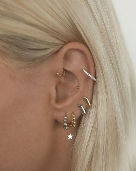 Anti Helix Piercing, Sensitive Ears Earrings, Luv Aj, Piercing Inspo, Ear Earrings, Mixed Metal Jewelry, Piercing Ideas, Jewelry Lookbook, Ear Piercing