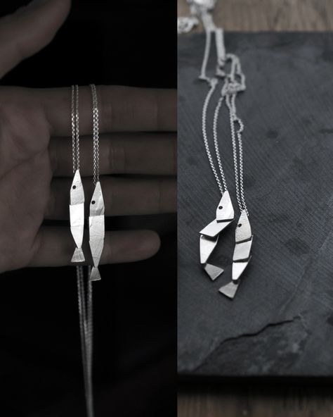 Minicyn's Articulated Silver Fish necklace. Fish, Jewellery Making, Fish Necklace, Silver Fish, Rivets, Arrow Necklace, Hand Made, Flash, Jewelry Making