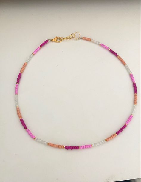 lesbian pride pride month handmade necklace Lesbian Necklace Beads, Pride Beaded Necklace, Lesbian Beaded Necklace, Pride Beaded Jewelry, Pride Month 2024, Pride Jewelry Diy, Lesbian Accessories, Lesbian Necklace, Flag Beads