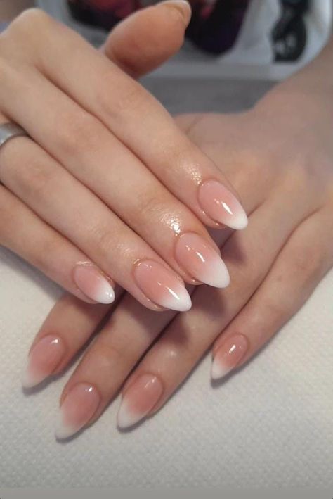 Almond Nails Pink, Ombre Gel Nails, Pink Ombre Nails, Airbrush Nails, Casual Nails, Blush Nails, Almond Acrylic Nails, Oval Nails, Baby Boomer