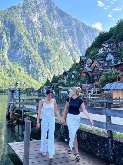 Summer In Austria Outfits, Summer Outfits Switzerland, Swiss Alps Summer Outfit, Switerzerland Outfits, Switzerland Aesthetic Photos, Poland Summer Outfit, Austria Outfit Spring, Austria Picture Ideas, Germany Trip Outfits