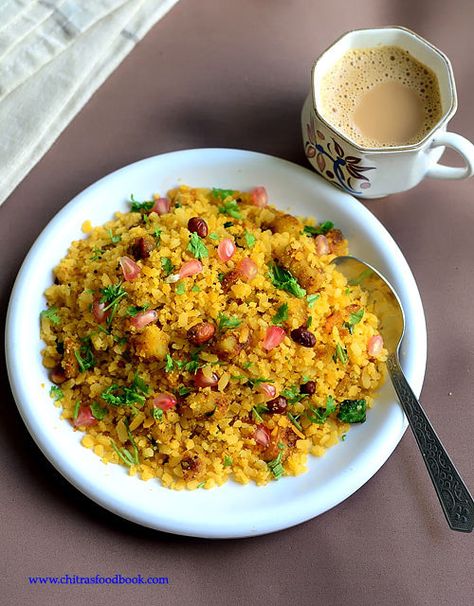 Batata poha ( Batata – Potato, Poha – Rice flakes in English, Aloo Poha in Hindi) is a quick breakfast and teatime snacks recipe which is... Gujarati Cuisine, Poha Recipe, How To Make Potatoes, Indian Breakfast, India Food, Gujarati Recipes, Indian Snacks, Vegetarian Breakfast, Indian Food Recipes Vegetarian