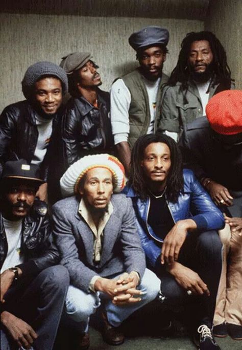 **Bob Marley & The Wailers** Kensington Hilton, Shepherds Bush, London, UK, April 1980. 'The Elevator'. More fantastic pictures, music and videos of *Robert Nesta Marley & His Wailers* on: https://de.pinterest.com/ReggaeHeart/ ©Fifty-Six Hope Road Music Ltd. ©Adrian Boot/ http://www.urbanimage.tv Marley Family, Bob Marley Legend, Bob Marley Pictures, Photos Rares, Reggae Bob Marley, Peter Tosh, Robert Nesta, Nesta Marley, Bob Marley Quotes