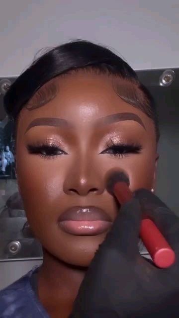 Dark Skin Bridal Makeup, Black Wedding Makeup, Trap Aesthetic, Glam Bride Makeup, Black Bridal Makeup, Makeup 2022, Prom Glam, Simple Glam, Birthday Makeup Looks