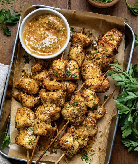 Cowboy Butter Chicken Skewers Chicken Hors D’oeuvres, Fried Chicken Sides Dishes Ideas, Butter Chicken Skewers, Cowboy Butter Recipe, Chicken Linguine, Cowboy Butter, Chicken Cubes, Peach Chicken, Roasted Potato Salads