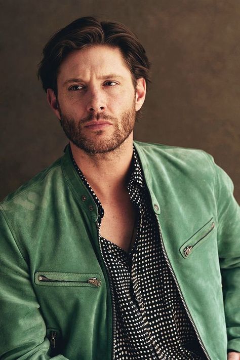 Jensen Ackles Photoshoot, Jesen Ackles, Sxsw Film, Jensen Ackles Supernatural, Odaiba, Clark Kent, Boy Poses, The Perfect Guy, Bruce Wayne