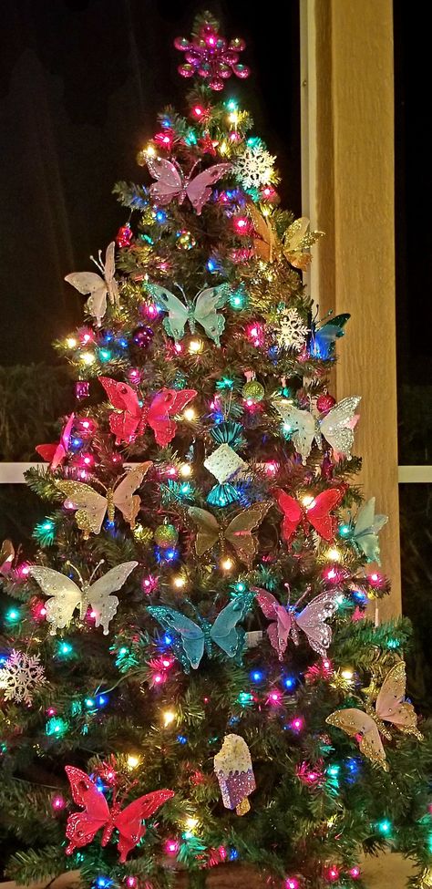 Butterfly Christmas Decorations, Butterfly Themed Christmas Tree, Butterfly Christmas Tree Ideas, Good Morning And Merry Christmas, June Decor, Pictures Of Angels, Graves Disease Awareness, Butterfly Christmas Tree, Christmas Butterfly