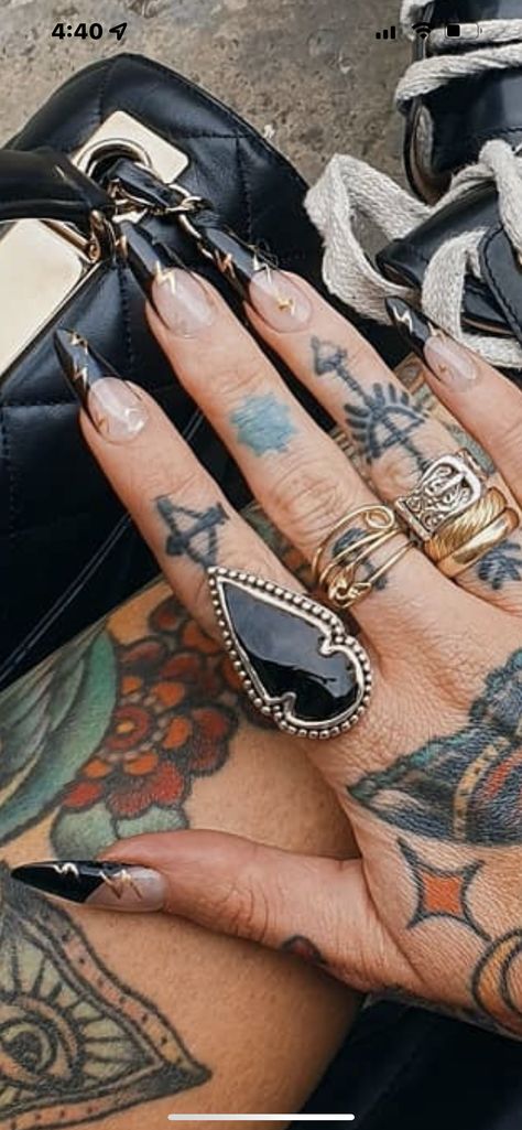 Edgy Minimalist Nails, Stevie Nicks Inspired Nails, Witchy Pedicure, Sammie Jefcoate Nails, Black Nails Chrome Tips, Sammijefcoate Nails, Edgy Classy Nails, Dark Edgy Nails, 80s Rock Nails