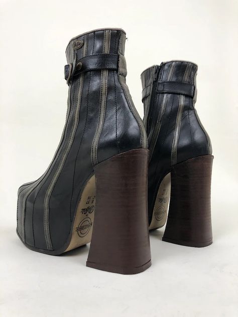 Explore trending topics on Tumblr. See all of the GIFs, fan art, and general conversation about the internet’s favorite things. Buffalo Shoes, Buffalo Logo, 90s Boots, Buffalo Boots, Leather Platform Boots, Boot Collection, Gothic Boots, Boots Square Toe, Shoe Inspo