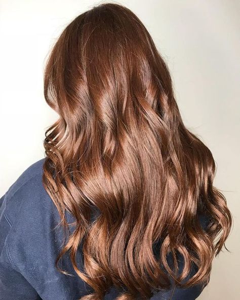 Enter the at-home hair gloss. This mane-saving product revives color, boosts shine, and smoothes hair. Which at-home hair gloss is right for you, though? We've rounded up the best of the best, here. Glaze Hair Color Before And After, Hair Color Gloss, Vs Hair, Hair Glaze, Grey Hair Transformation, Chestnut Hair, Hair Gloss, Hair Color Options, Blending Gray Hair