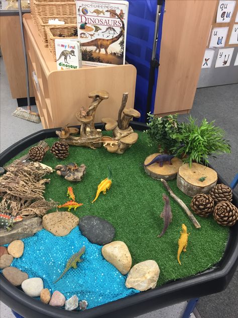 Small World Play Dinosaur, Dino Small World, Small World Dinosaur Play, Dinosaur Nursery Activities, Loose Parts Dinosaurs, Dinosaur Tough Tray Ideas, Reggio Inspired Dinosaur Activities, Small World Play Ideas Natural Materials, Diy Dinosaur Play Area