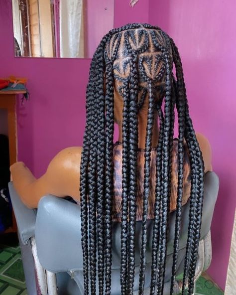 Heart Braid Knotless Braids, Heart Shaped Cornrows Black Women, Braided Hearts Hairstyles, Heart Parted Knotless Braids, Heart Shape Knotless Braids, Heart Shape Box Braids, Heart Shaped Braids For Black Women, Medium Knotless Box Braids With Heart, Heart Knotless Braids With Curls