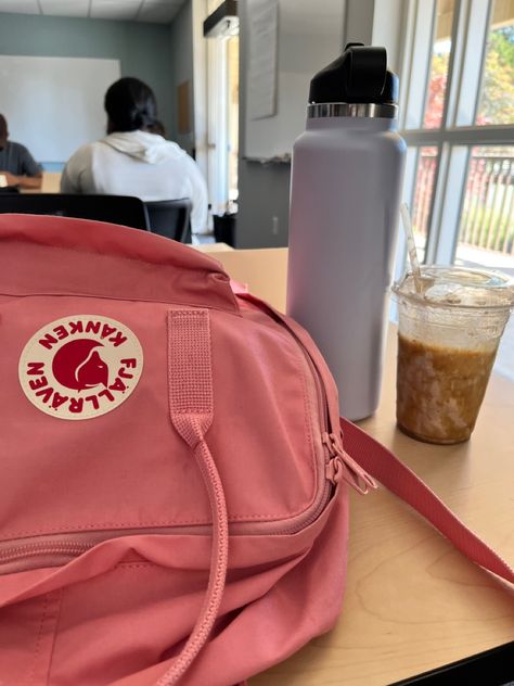 kanken backpack hydroflask college Pink Kanken, Collage Backpack, Pink Backpack, 2024 Vision, Private School, College Life, Just Girly Things, Kanken Backpack, Fjallraven Kanken Backpack