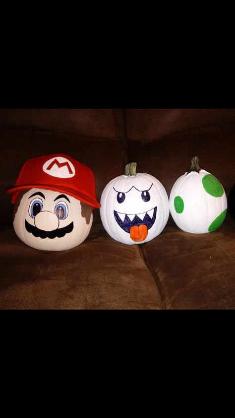 Mario Pumpkins Painted, Mario Pumpkin Ideas, Pumpkin Carving Ideas Mario Characters, Super Mario Bros Pumpkin Painting, Super Mario Pumpkin Decorating, Video Game Pumpkin Painting, Yoshi Pumpkin Painting, Bowser Pumpkin Painting, Super Mario Bros Pumpkin