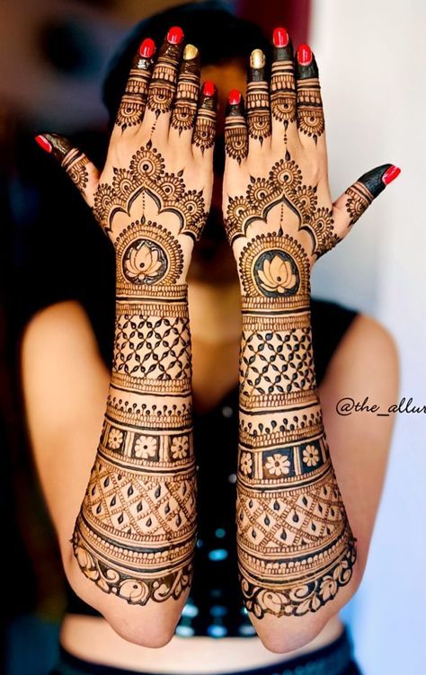 #makeup #heena #mehndihenna #artist #hennafun #photography #fashion #mehndilovers #weddingphotography #indianbride #barat #pakistanibride #shaadi #mehendidesign #instagram #weddingdress #naturalhenna #walima #islamabad #hennalookbook #lahore #pakistan #mehnditattoo #mehndioutfits #inspire #pakistanifashion #bridalmakeup #mehndipattern #weddingseason #mehndinight Mehandi Design For Brides, Mehandi Design For Bridal, Engagement Mehandi Idea Simple, Mehandi Designs For Brides, Mehendi Designs For Hands For Bride, Mehandhi Designs Bridal Marriage, Bridal Minimal Mehendi, Mehandi Designs For Wedding Bride, Bride Mehandi Designs For Hands