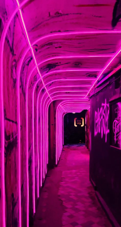 Pink Neon Wallpaper, Hotel Restaurant Design, Graffiti Wildstyle, Nightclub Design, Graffiti Wallpaper Iphone, Phone Wallpaper Boho, Biomechanical Tattoo, Black Phone Wallpaper, Neon Wallpaper