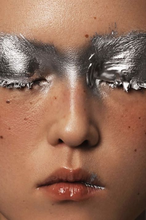 Avant Garde Photography, Silver Makeup, Silver Eyeshadow, Avant Garde Hair, Avant Garde Makeup, Runway Makeup, Vogue Beauty, School Makeup, Makeup Artistry