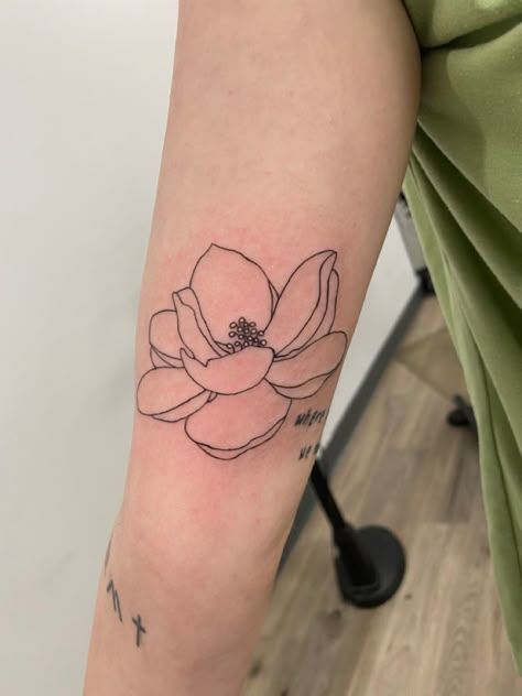 Magnolia Tattoo Simple, Ram Tattoo, Magnolia Tattoo, Father Tattoos, Tattoo Simple, Dad Tattoos, Jewelry Tattoo, Tattoo Illustration, Tattoo Cover-up