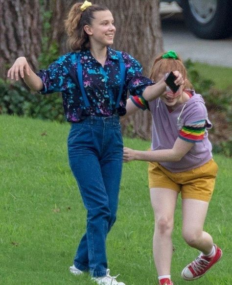 Stranger Things Fashion, Stranger Things Halloween Costume, 80s Inspired Outfits, Stranger Things Outfit, Stranger Things Costume, Stranger Things Halloween, 80s Look, Cast Stranger Things, 80s Outfit