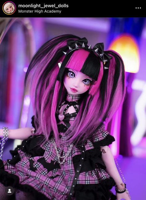 Monster High Doll Photography, Moonlight Jewel, Goth Dolls, Monster H, Capricorn Women, Custom Monster High Dolls, Monster High Art, Fantasy Art Dolls, Monster High Repaint